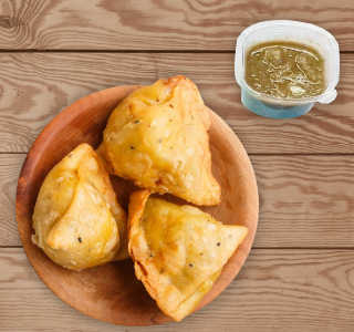 SAMOSA WITH CHUTNEY-Railofy